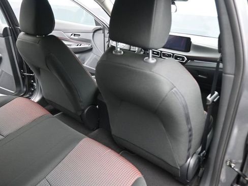 New 2026 Nissan Sentra SR w/ Floor Mat Package image 25