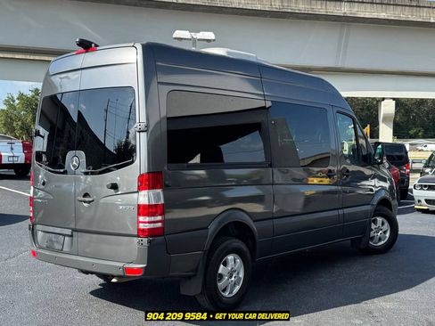 Used 2018 Mercedes-Benz Sprinter 2500 image 7