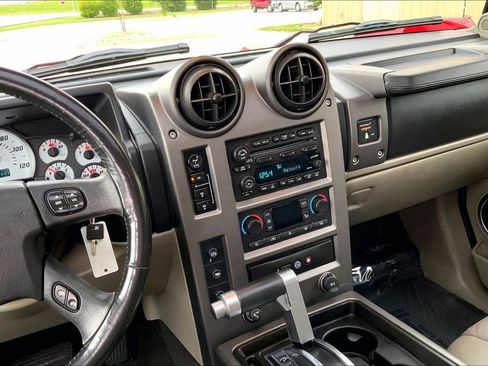 Used 2004 HUMMER H2 AWD/4WD image 6