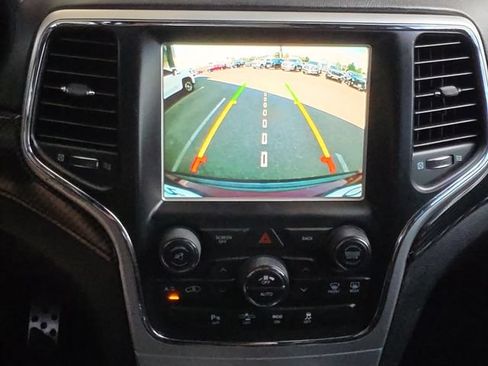 Used 2015 Jeep Grand Cherokee SRT AWD/4WD image 15