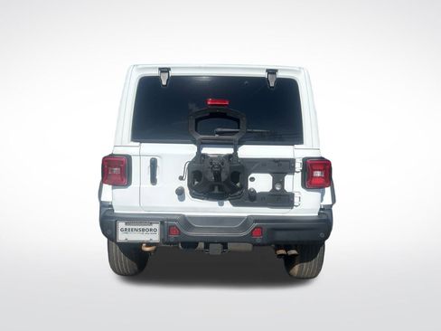 Used 2023 Jeep Wrangler Unlimited Rubicon 392 w/ Xtreme Recon 35" Tire Package image 4