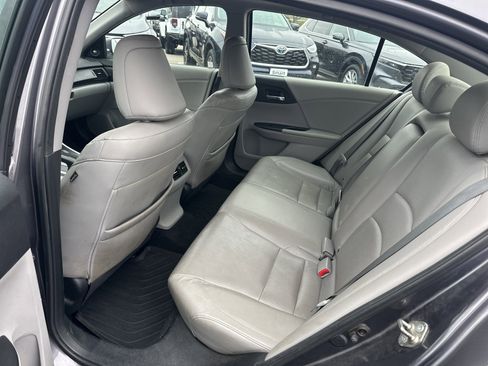 Used 2015 Honda Accord EX-L image 13