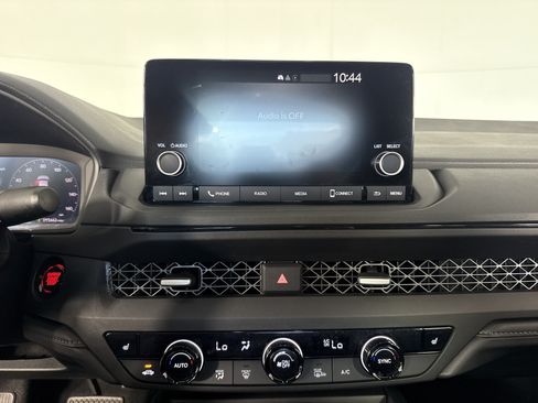 Used 2025 Honda Accord SE image 28