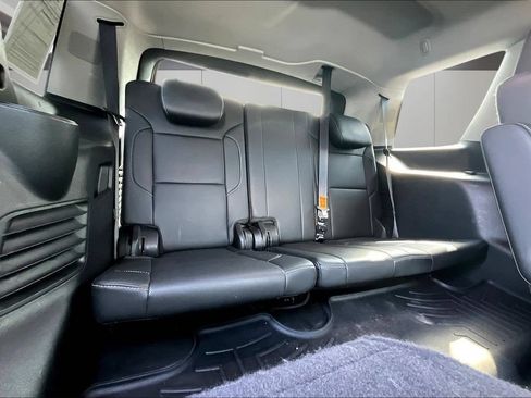 Used 2020 Chevrolet Tahoe Premier AWD/4WD image 25