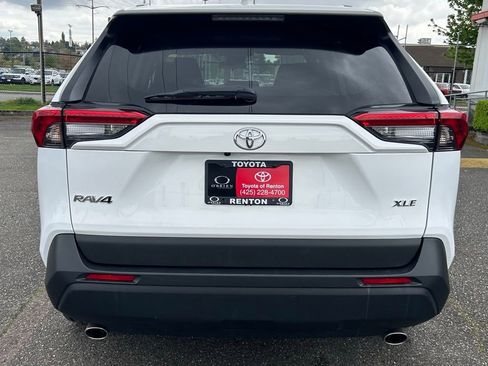 Certified 2024 Toyota RAV4 XLE FWD image 6