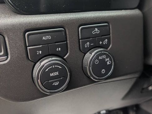 Used 2023 Chevrolet Silverado 1500 LT AWD/4WD image 16