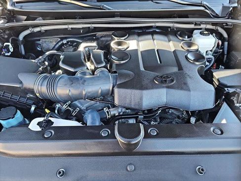 Certified 2023 Toyota 4Runner TRD Off-Road Premium image 24