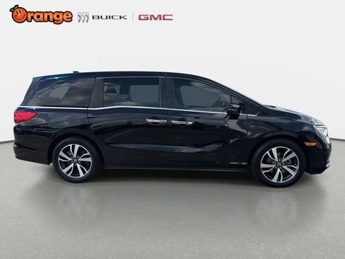 Used 2021 Honda Odyssey Touring image 2