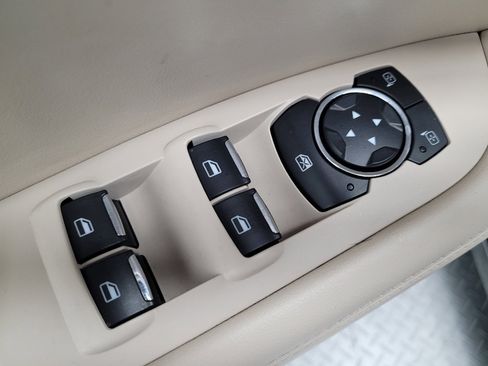 Used 2017 Lincoln MKZ Premiere AWD/4WD image 27