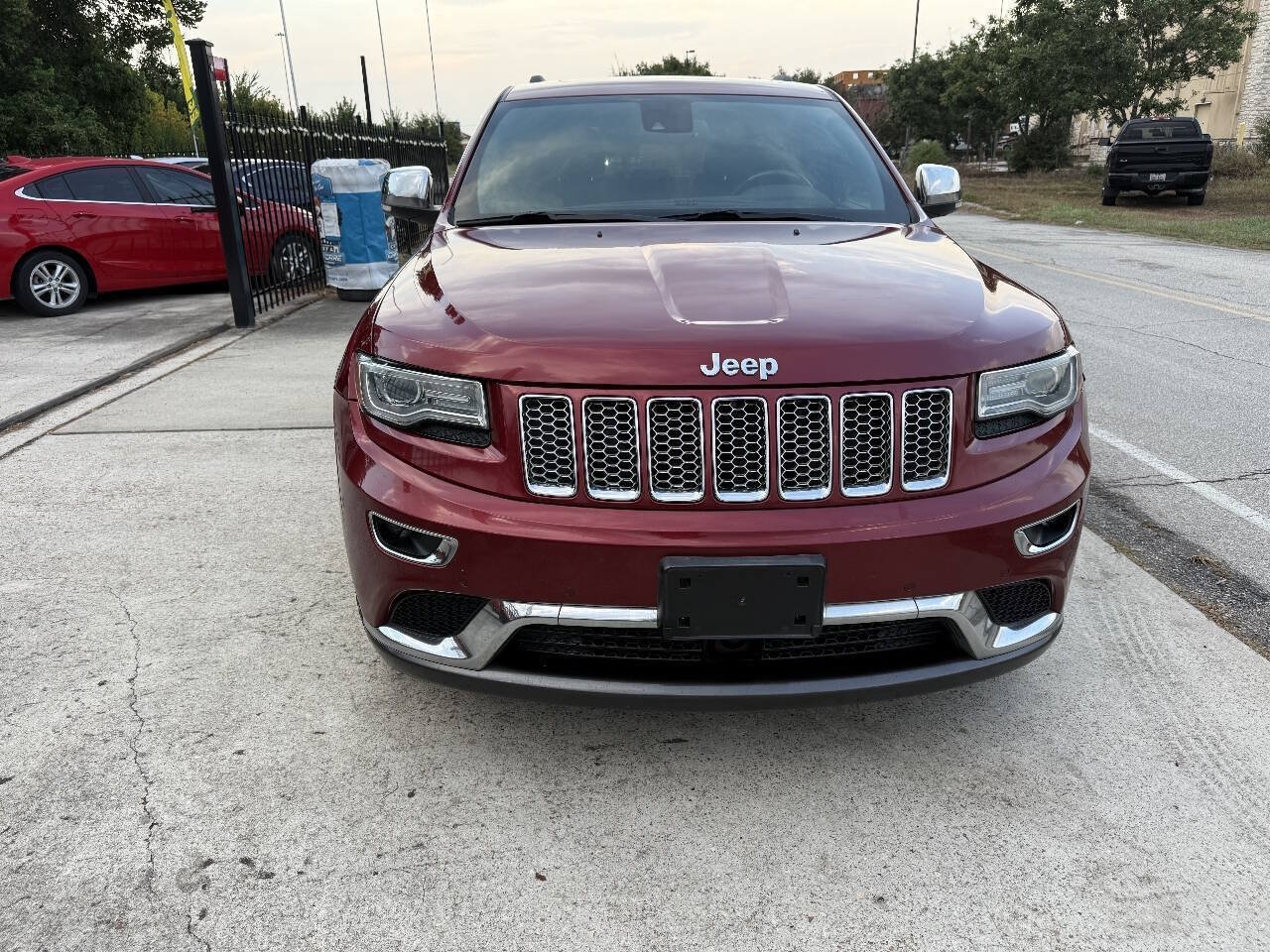 Used 2014 Jeep Grand Cherokee Summit RWD image 3