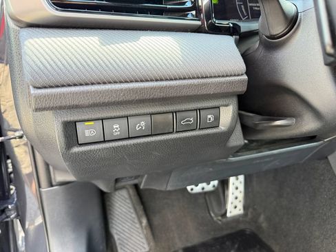 Certified 2025 Toyota Camry SE FWD image 27