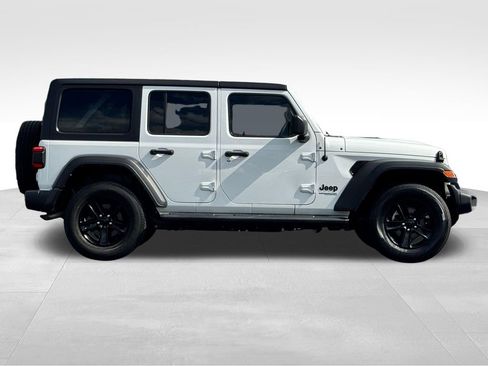 Used 2022 Jeep Wrangler Unlimited Sport AWD/4WD image 8