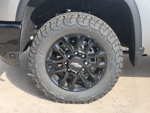 New 2026 Chevrolet Silverado 2500 LT w/ Trail Boss Package image 17