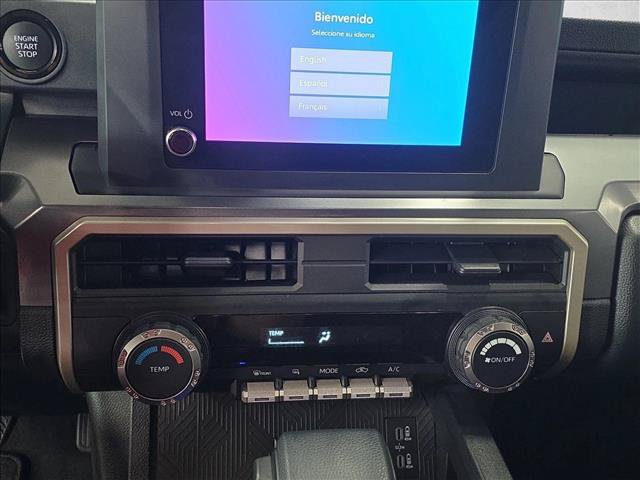 Certified 2026 Toyota Tacoma SR5 AWD/4WD image 15