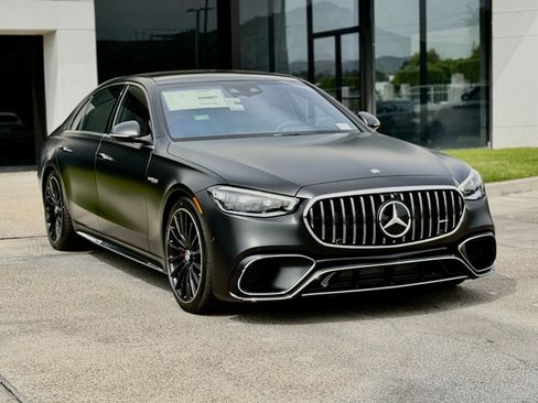 New 2026 Mercedes-Benz S 63 AMG S image 8