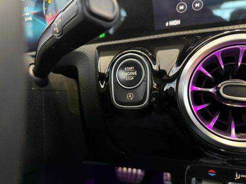 Used 2022 Mercedes-Benz CLA 250 4MATIC image 35