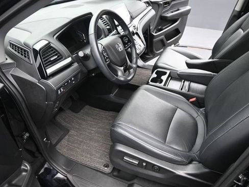 Used 2022 Honda Odyssey Touring image 9