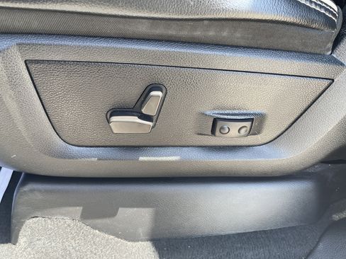 Used 2022 RAM 2500 Laramie AWD/4WD image 36