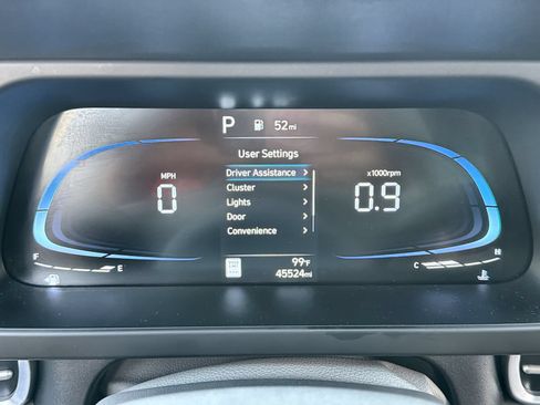 Used 2025 Hyundai Elantra Sport FWD image 15
