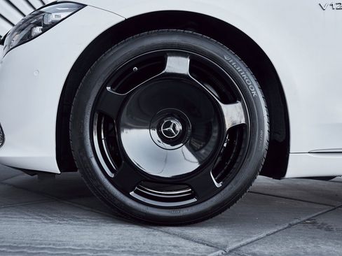 Used 2023 Mercedes-Benz Maybach S 680 4MATIC image 3