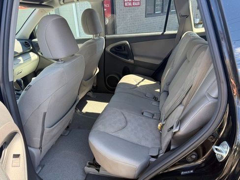 Used 2012 Toyota RAV4 4WD w/ Value Pkg image 8