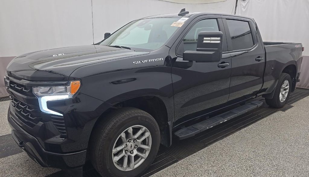 Used 2024 Chevrolet Silverado 1500 RST w/ Max Trailering Package AWD/4WD image 1