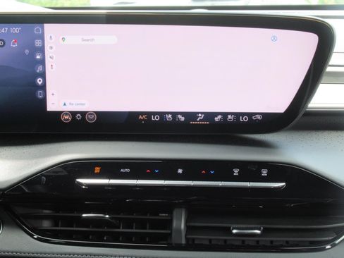 Used 2025 Buick Enclave Avenir w/ Super Cruise Package AWD/4WD image 15