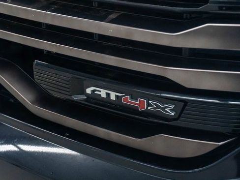 Used 2022 GMC Sierra 1500 AT4X image 15