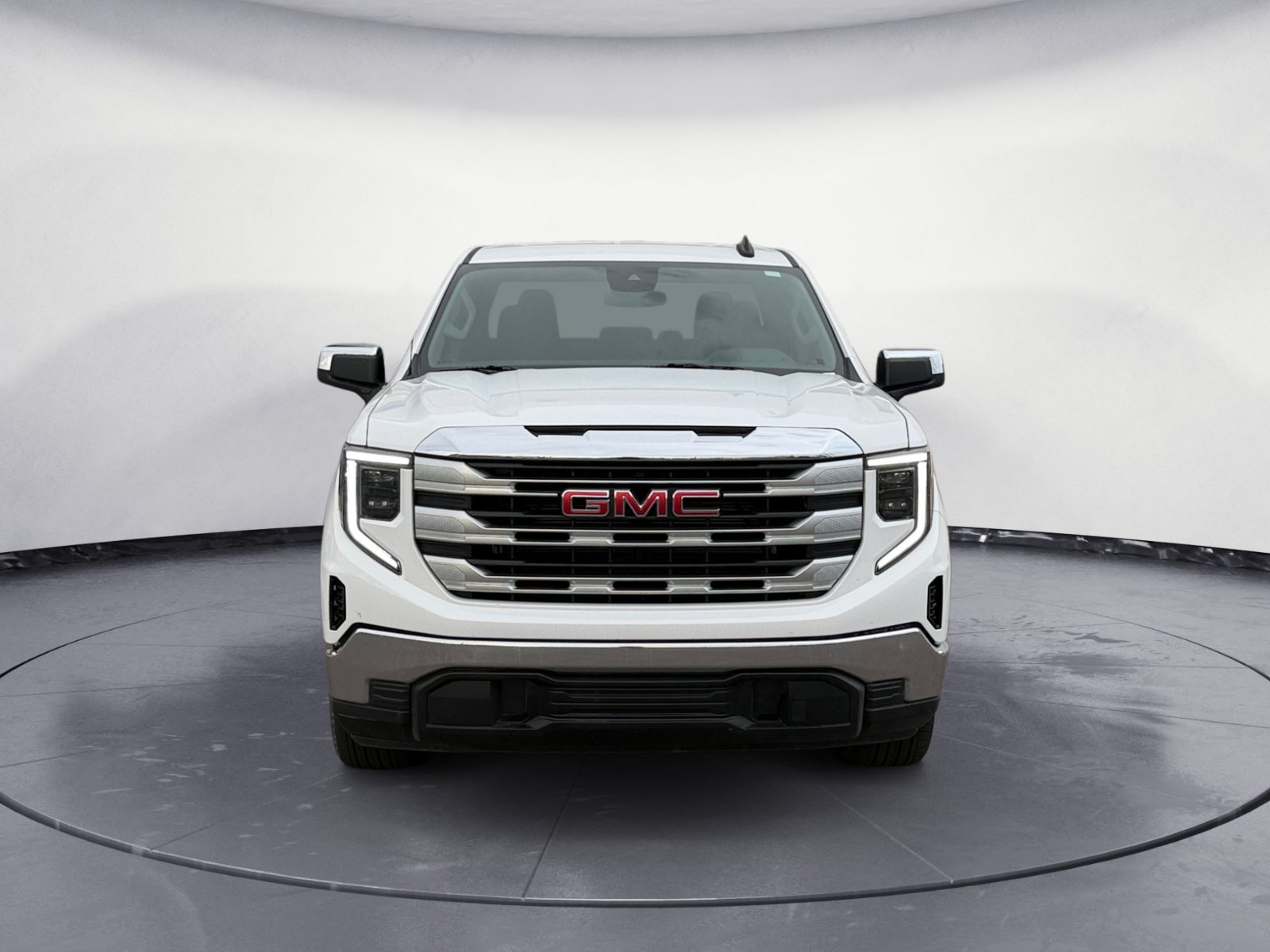 Used 2023 GMC Sierra 1500 SLE RWD image 2
