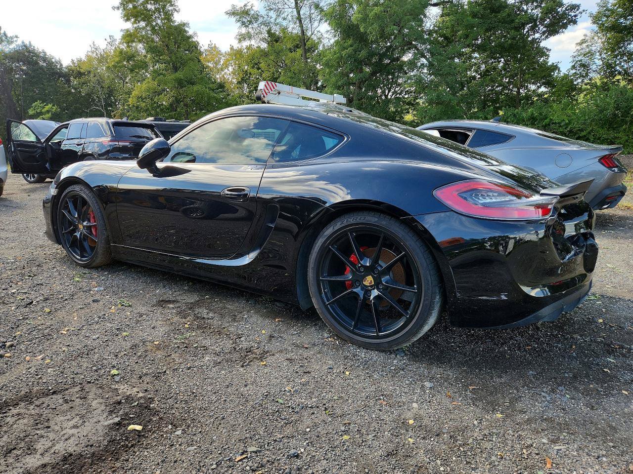 Used 2016 Porsche Cayman S RWD image 3