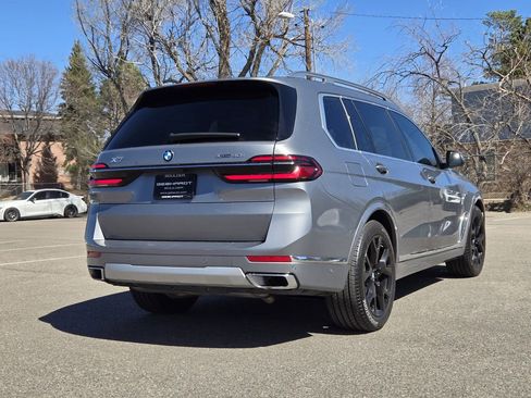 Used 2024 BMW X7 xDrive40i w/ Premium Package image 5