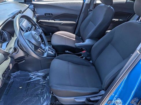 Used 2023 Nissan Kicks S FWD image 15