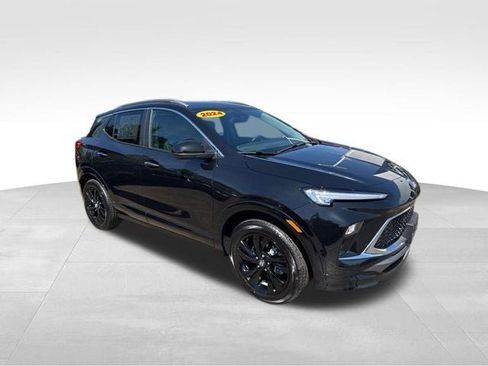 Used 2024 Buick Encore GX Sport Touring w/ Comfort Package AWD/4WD image 3