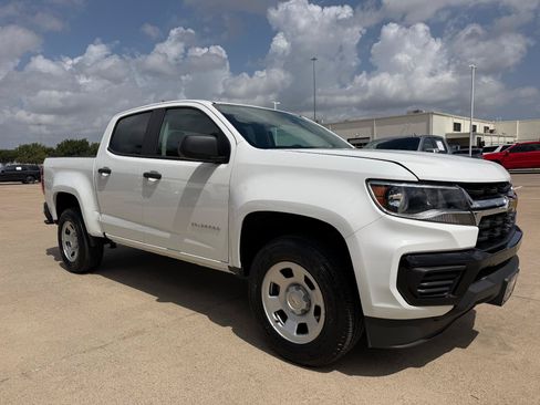 Used 2021 Chevrolet Colorado W/T w/ WT Convenience Package RWD image 2