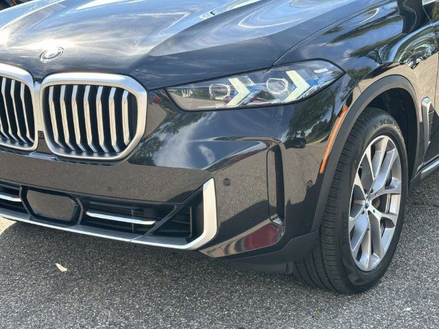Certified 2024 BMW X5 xDrive40i w/ Premium Package AWD/4WD image 12
