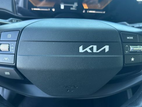 Certified 2025 Kia K4 FWD image 19