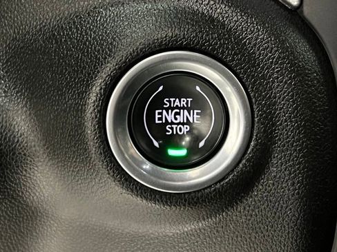 Used 2021 GMC Sierra 3500 SLT w/ Gooseneck/5TH Wheel Package image 32