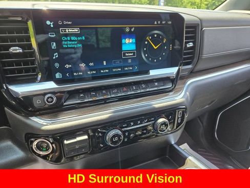 Used 2024 Chevrolet Silverado 1500 LT Trail Boss w/ LT Trail Boss Premium Package AWD/4WD image 28