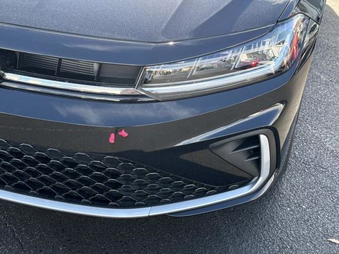 New 2026 Volkswagen Jetta SE image 9