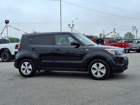 Used 2014 Kia Soul FWD image 24