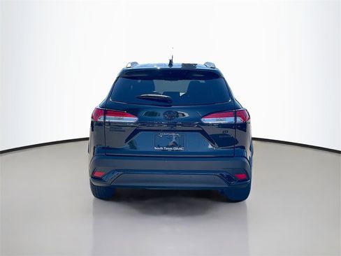 Used 2023 Toyota Corolla Cross S image 6