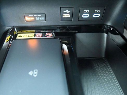 Used 2025 Toyota Camry XSE image 14