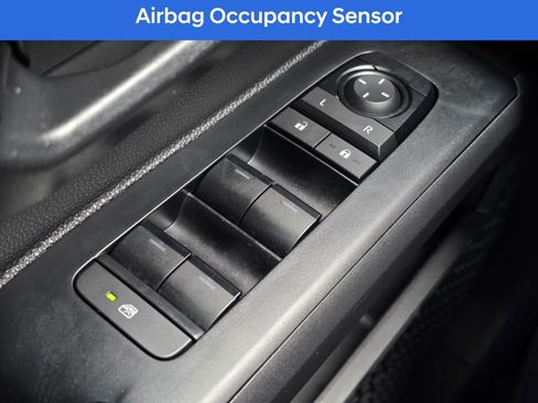 Used 2024 Toyota Tacoma SR image 26