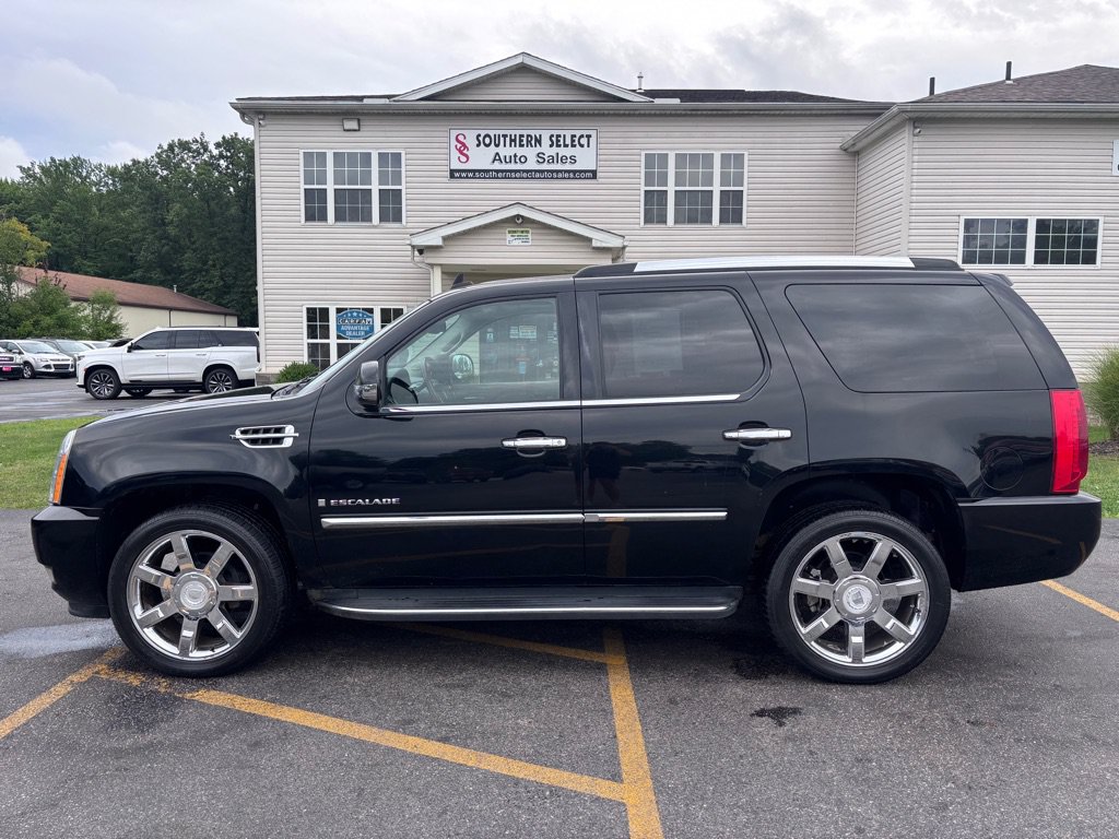 Used 2008 Cadillac Escalade AWD image 1