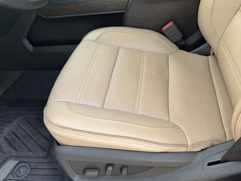 Used 2018 GMC Sierra 3500 Denali w/ Duramax Plus Package image 45