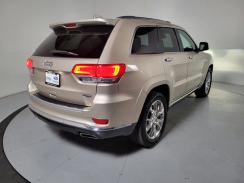 Used 2014 Jeep Grand Cherokee Summit image 4