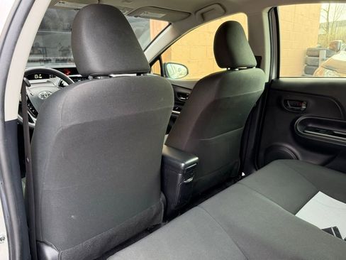 Used 2018 Toyota Prius C Two FWD image 15