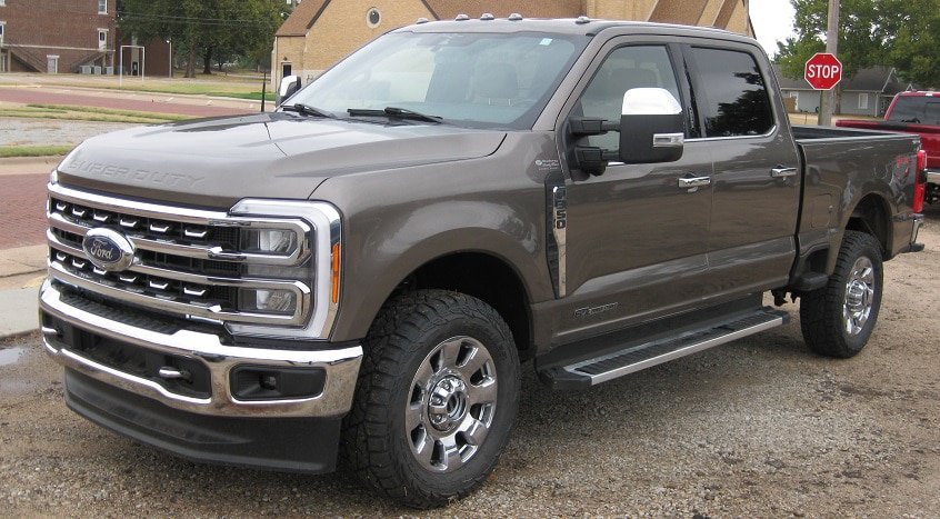 Used 2023 Ford F350 Lariat w/ Chrome Package AWD/4WD image 1