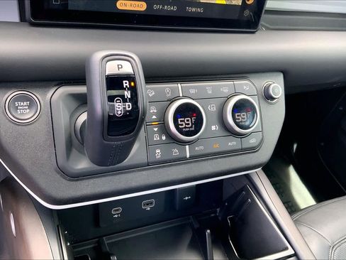 Certified 2024 Land Rover Defender 110 S AWD/4WD image 31