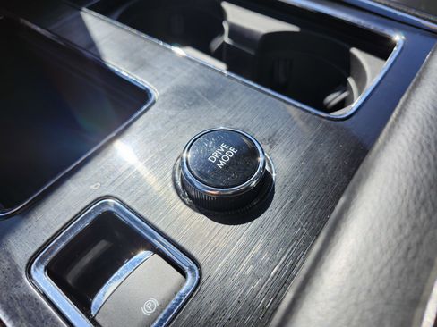 Used 2024 Lincoln Aviator Premiere w/ Premium Package image 10